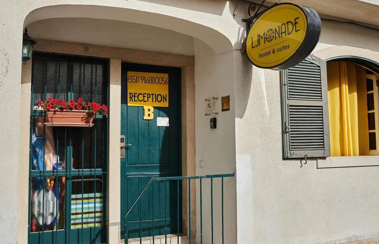 Ljmonade Hostel كاسكايس البرتغال
