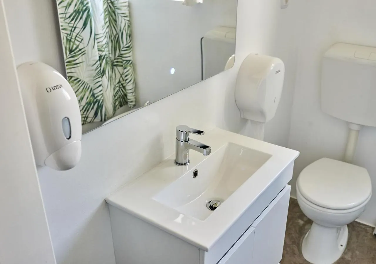Ljmonade Hostel كاسكايس البرتغال