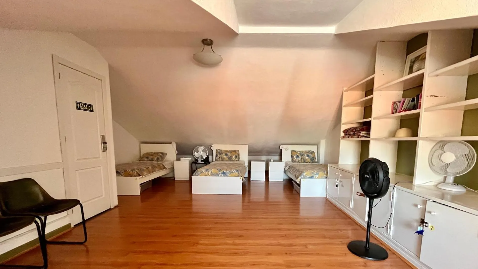Ljmonade Hostel كاسكايس البرتغال