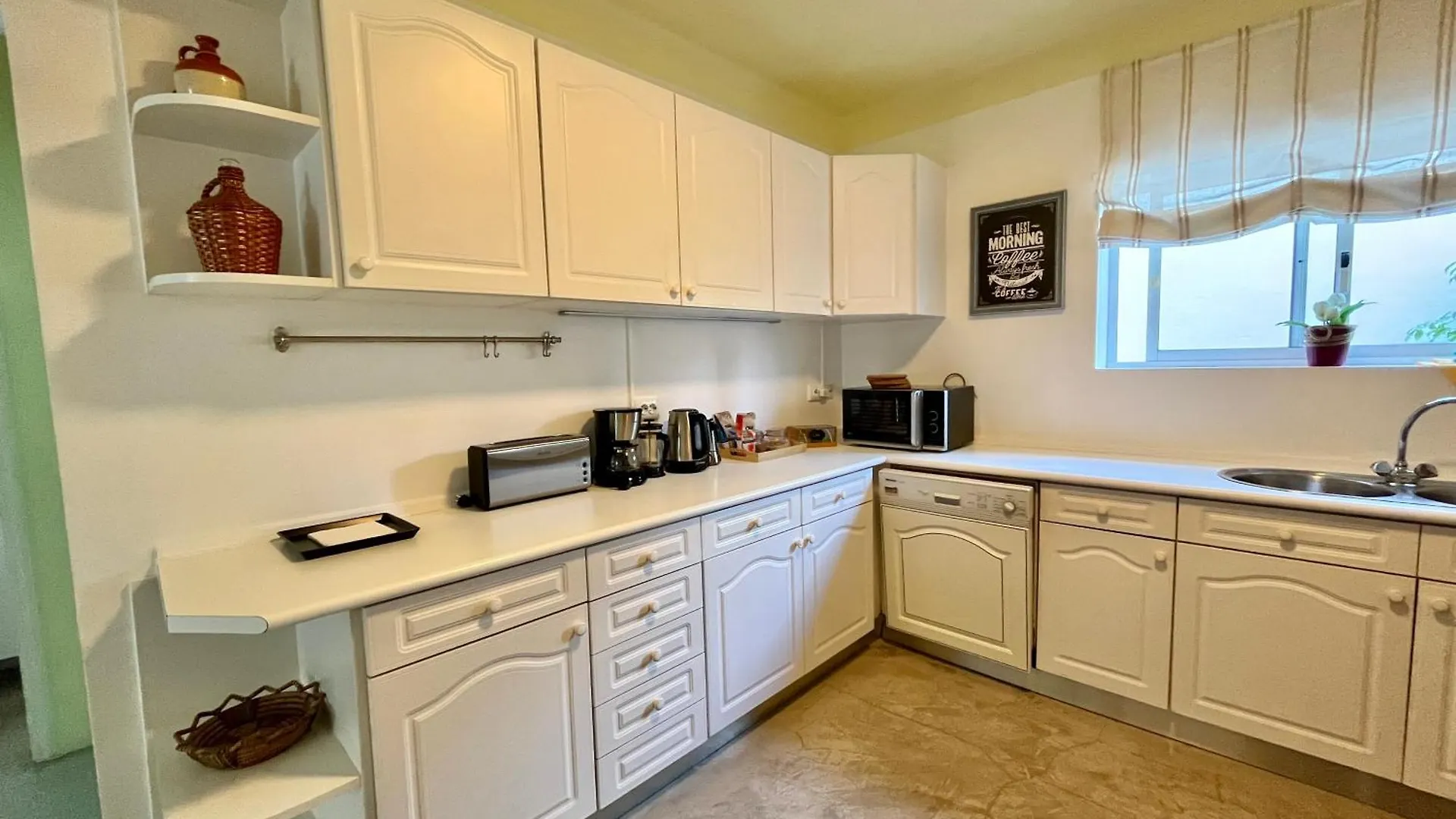Ljmonade Hostel كاسكايس