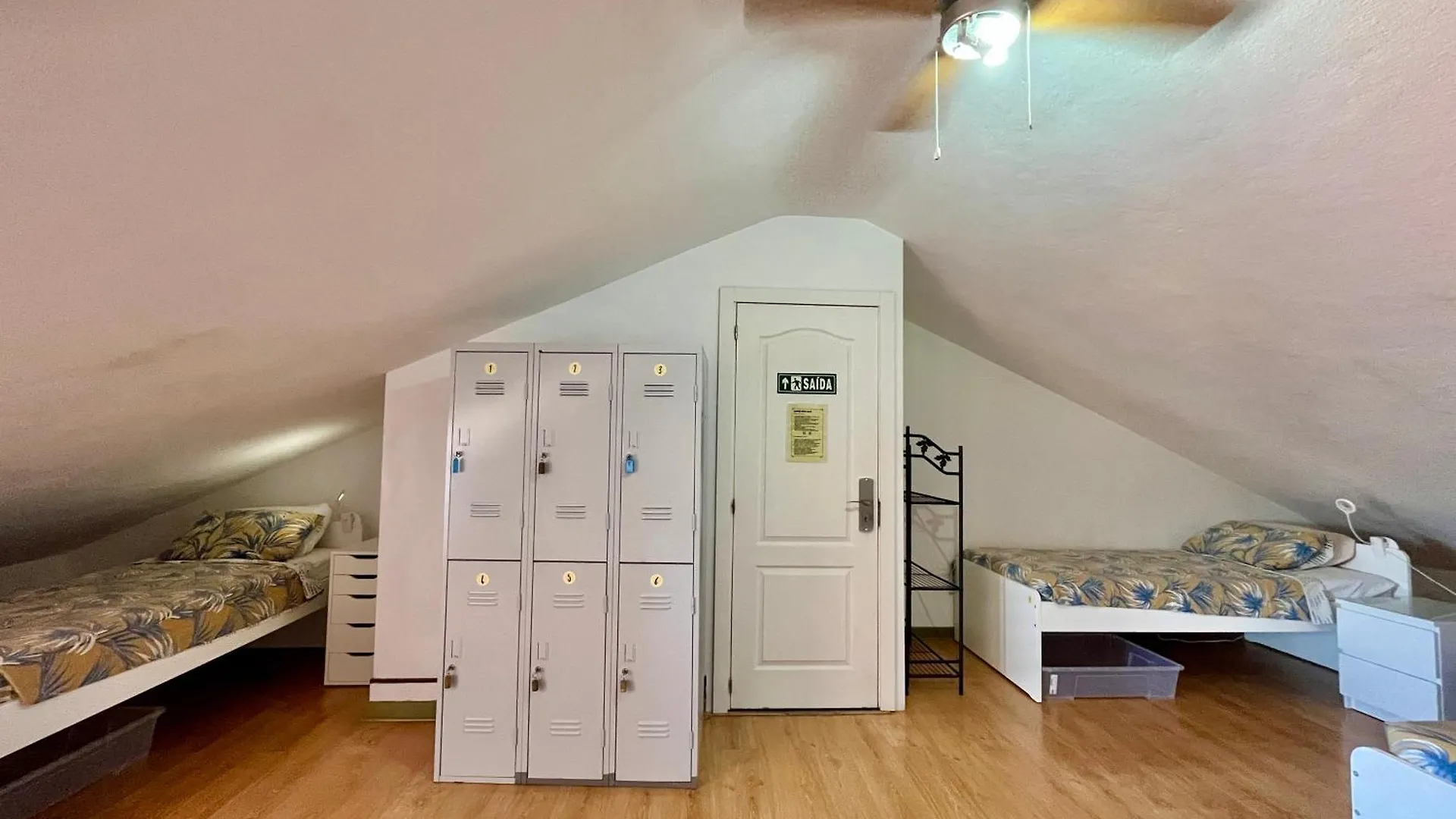 Ljmonade Hostel كاسكايس 0*,