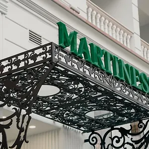 martiness-hotel-durres.albaniahotels.org/